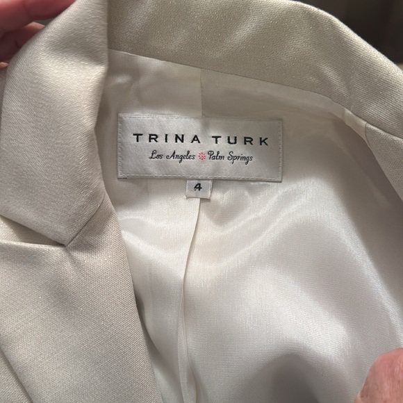 Never worn Trina Turk blazer - Picture 4 of 5